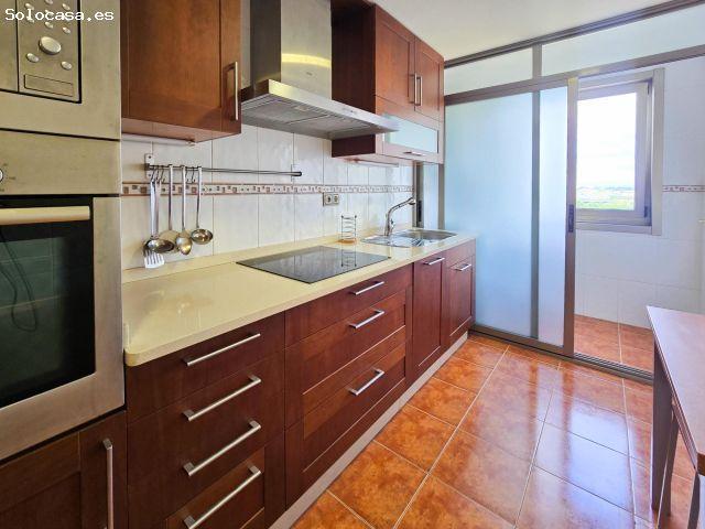 Piso en Alquiler en A Coruña, A Coruña