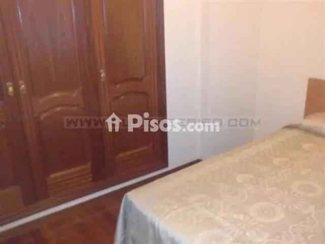 Piso en alquiler en A Rúa