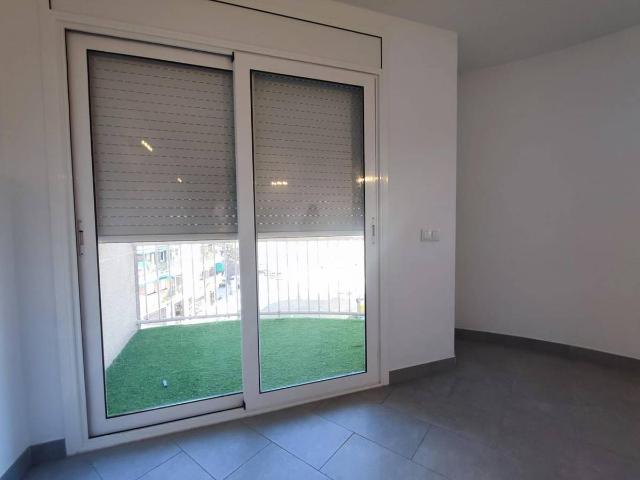 Piso en Alquiler en Abrera