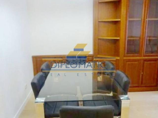 Piso en alquiler en Adelfas