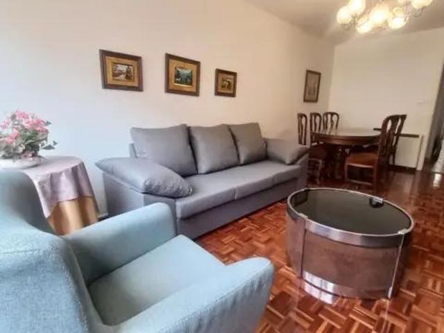 Piso en alquiler en Agra del Orzán Villa de Negreira
