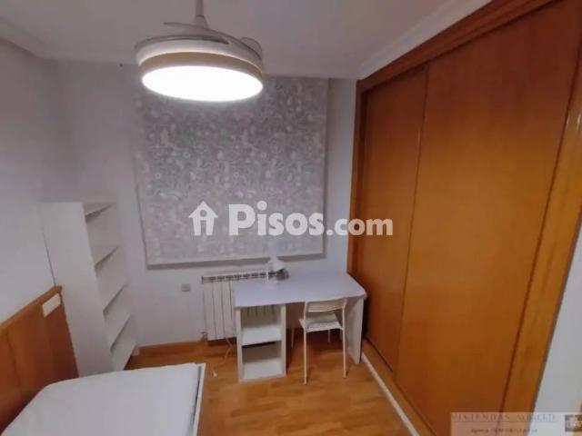 Piso en alquiler en Albacete Capital