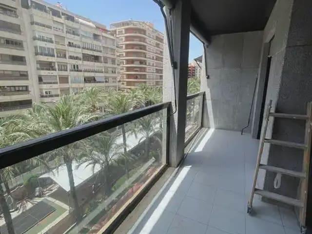 Piso en alquiler en Alicante / Alacant, Alicante Costa Blanca