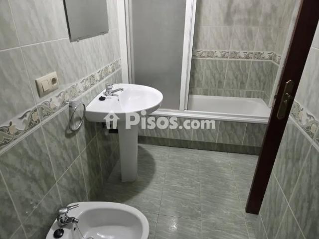 Piso en alquiler en Almeiras