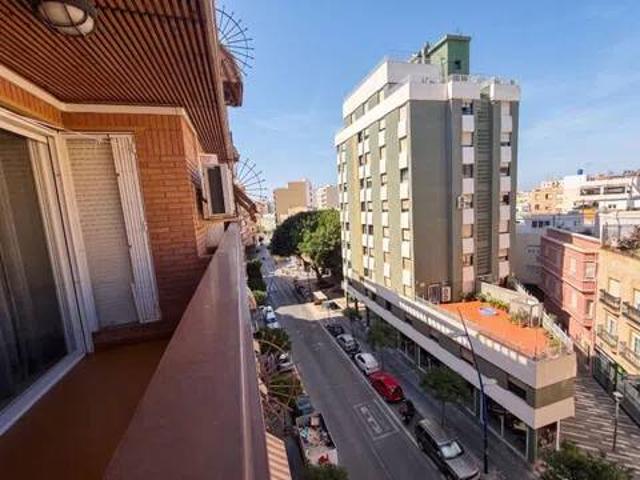 Piso en Alquiler en Almería
