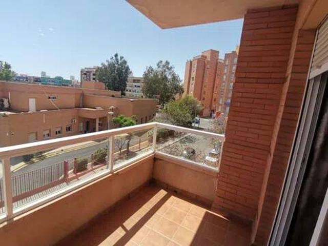 Piso en Alquiler en Almería