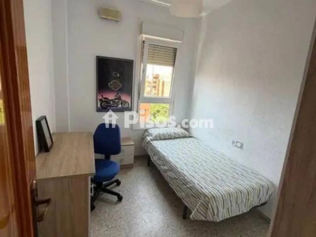 Piso en alquiler en Almería Capital