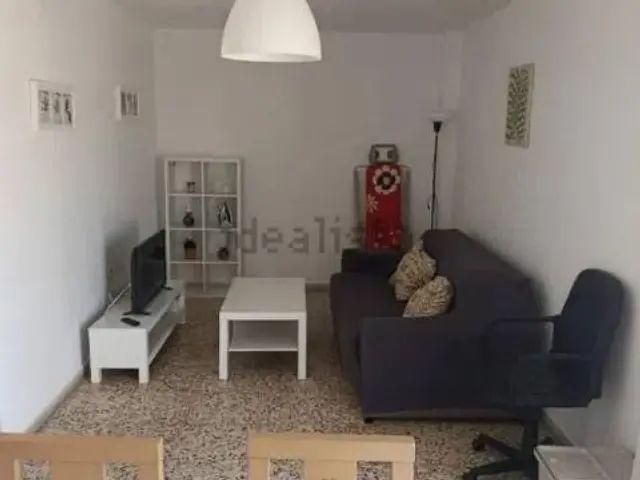Piso en alquiler en Almería Capital