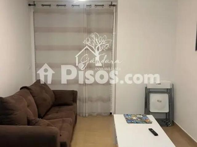 Piso en alquiler en Ares