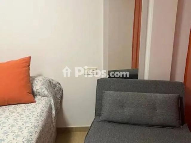Piso en alquiler en Ares
