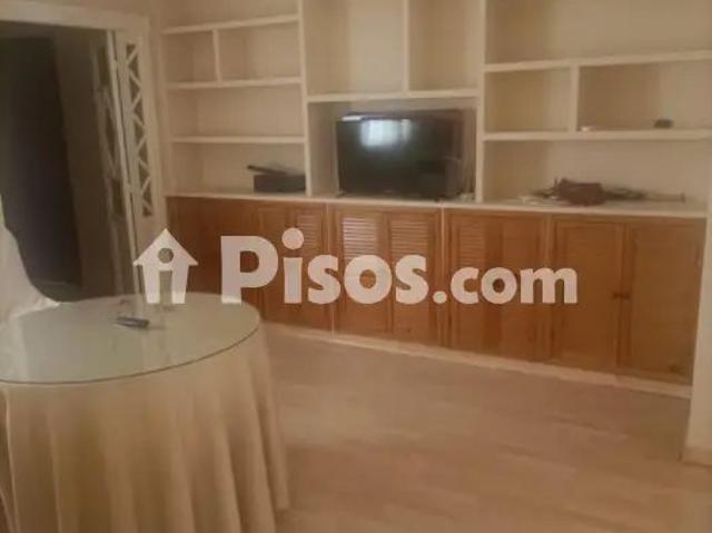Piso en alquiler en Bami Pineda