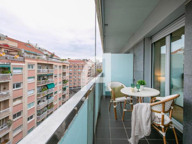 Piso en alquiler en Barcelona L'Eixample AMPLIO Y PRECIOSO PISO AMUEBLADO