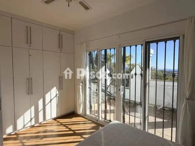 Piso en alquiler en Benahavís