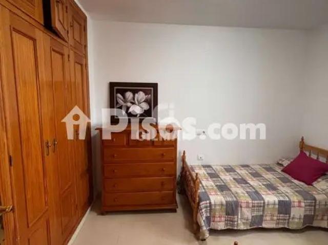 Piso en alquiler en Benajarafe