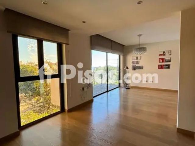 Piso en alquiler en Benalmádena Costa