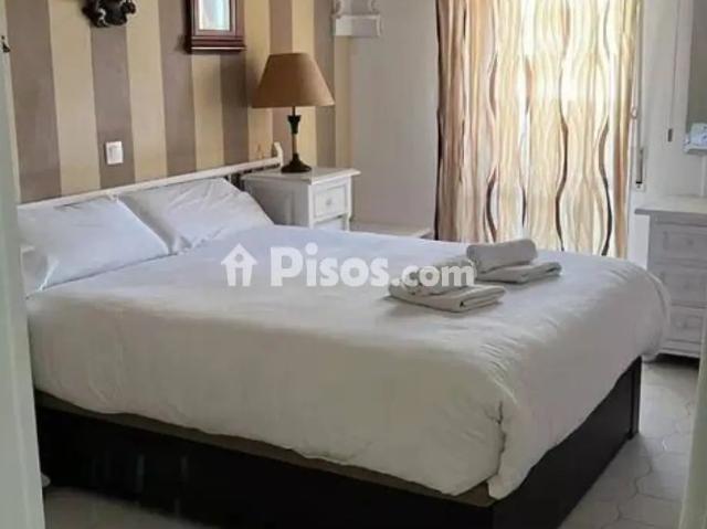 Piso en alquiler en Benalmádena Costa