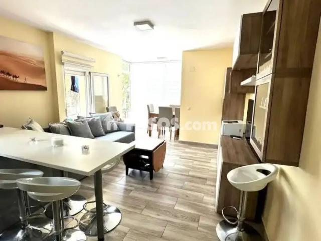 Piso en alquiler en Benalmádena