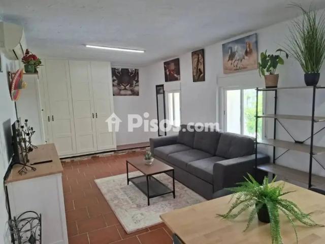 Piso en alquiler en Benalmádena