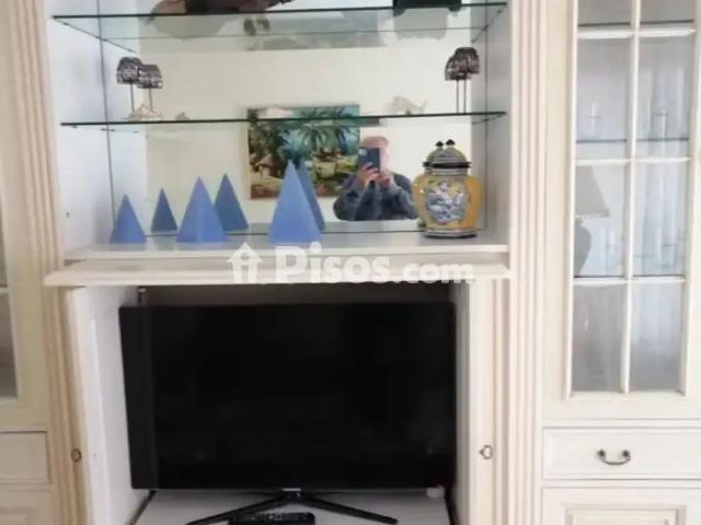 Piso en alquiler en Benalmádena