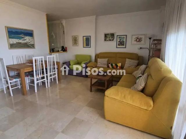 Piso en alquiler en Benalmádena
