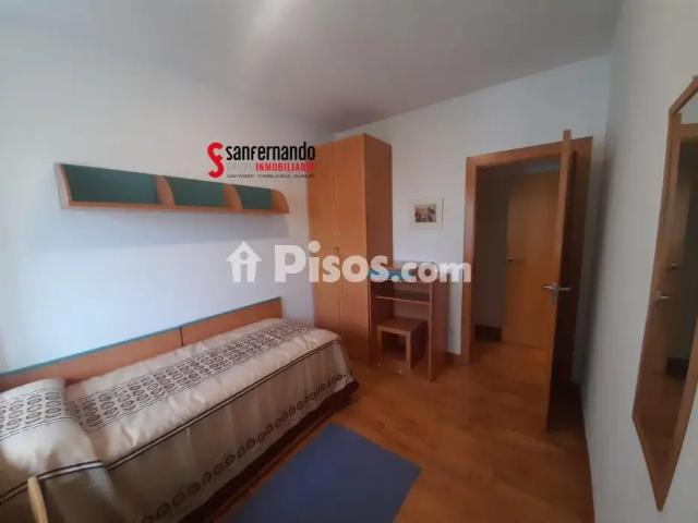 Piso en alquiler en Cuatro Caminos