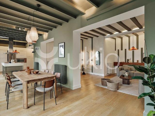 Piso en alquiler en calle Major de Sarrià, Barcelona, de 336 m² 4 habitaciones por 9.560
