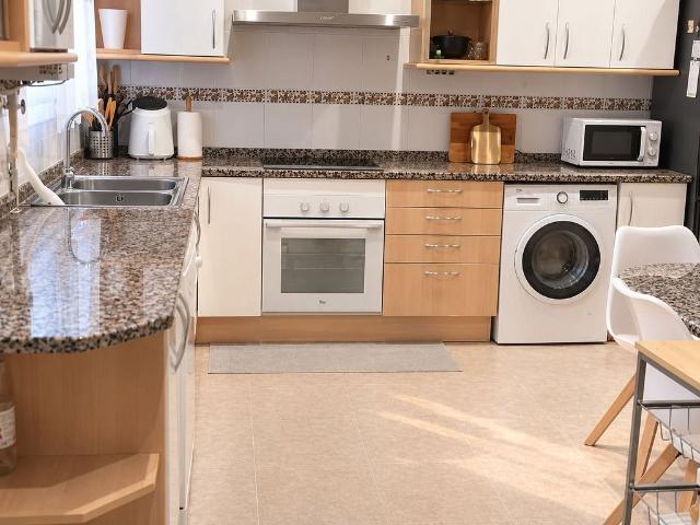 Piso en alquiler en calle Mandri, Barcelona, de 188 m² 3 habitaciones por 2.800