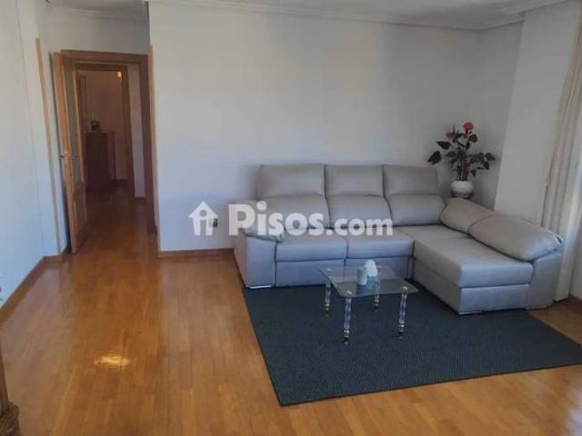 Piso en alquiler en Calle María Purificación Neira González, 29