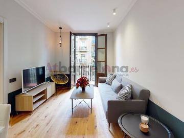 Piso en alquiler en calle Marina, Barcelona, de 72 m² 2 habitaciones por 1.600