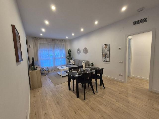 Piso en alquiler en calle Mayor, Castelldefels, de 70 m² 2 habitaciones por 1.350
