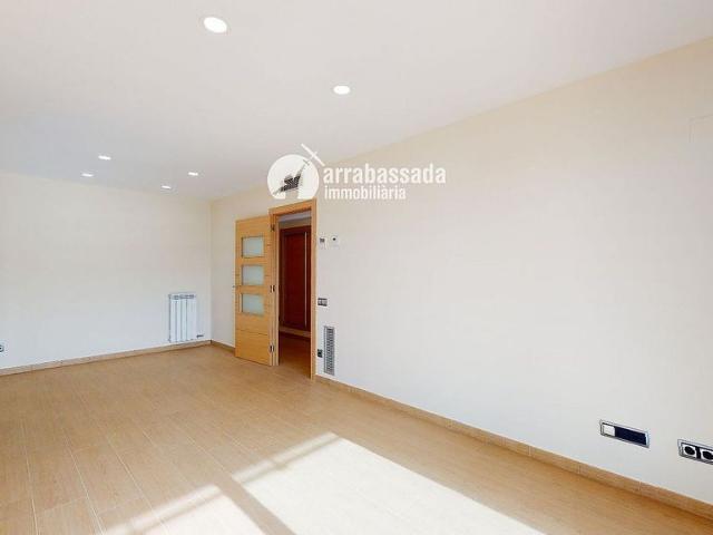 Piso en alquiler en calle Mercè Rodoreda, Tarragona, de 118 m² 3 habitaciones por 1.215