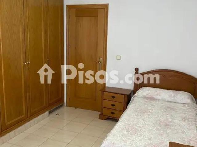 Piso en alquiler en Calle Navarra