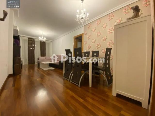 Piso en alquiler en Calle Oscar Wilde