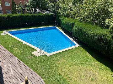 Piso en alquiler en calle Aureli Capmany, Sant Cugat del Vallès, de 120 m² 3 habitaciones por 2.400