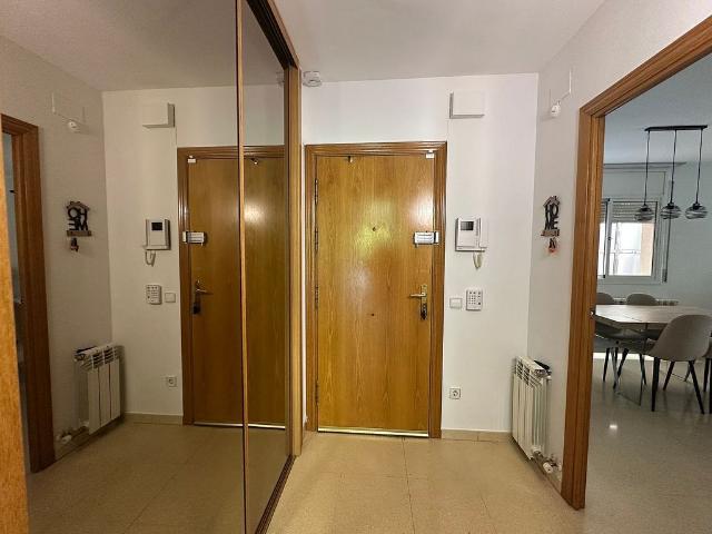 Piso en alquiler en calle Aureli Capmany, Sant Cugat del Vallès, de 120 m² 3 habitaciones por 2.400