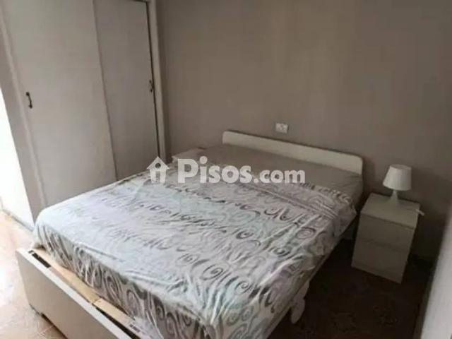 Piso en alquiler en Calle Avenida 8 de Marzo, 9