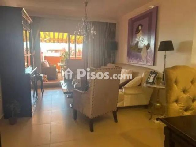 Piso en alquiler en Calle Avenida del Penoncillo, 4
