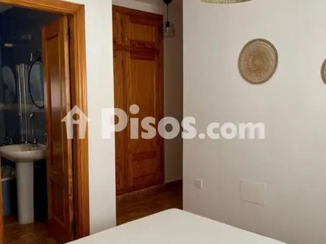 Piso en alquiler en Calle Avenida La Viña B B, Número 28