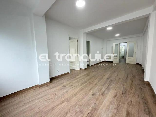 Piso en alquiler en Calle Alfoli