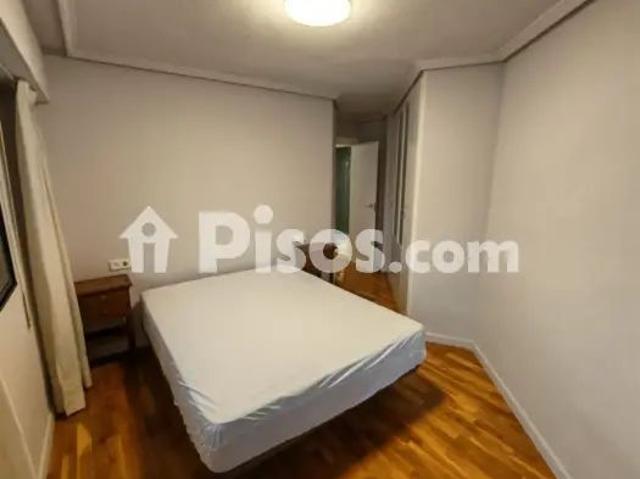 Piso en alquiler en Calle Argilico