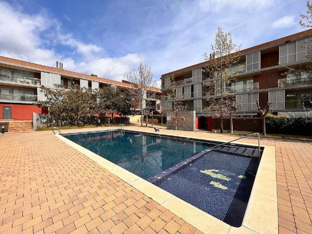 Piso en alquiler en calle Arnau Vilanova, Sant Cugat del Vallès, de 98 m² 4 habitaciones por 2.100