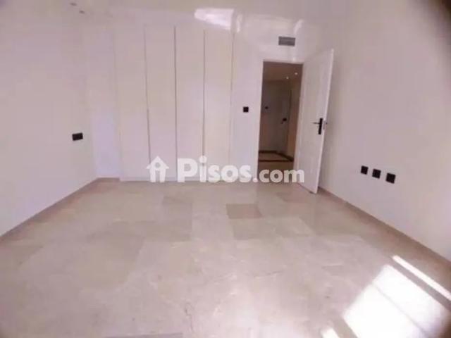 Piso en alquiler en Calle Arrabal Industrial Sur, 9
