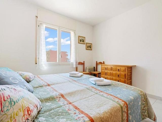 Piso en alquiler en calle Badiagran Reserva, Castelló d´Empúries, de 45 m² 1 habitación por 900