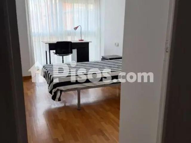 Piso en alquiler en Calle Bendame, 1