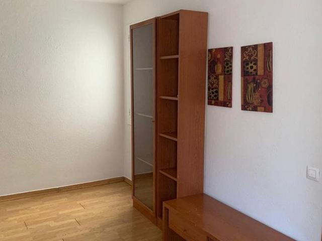 Piso en alquiler en calle Blondel, Lleida, de 60 m² 2 habitaciones por 420