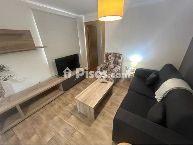 Piso en alquiler en Calle Bo Requejada