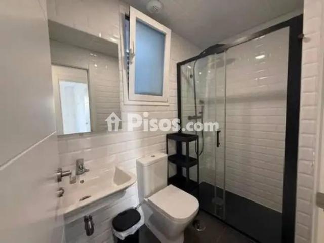 Piso en alquiler en Calle Calle Miguel Delibes, 25