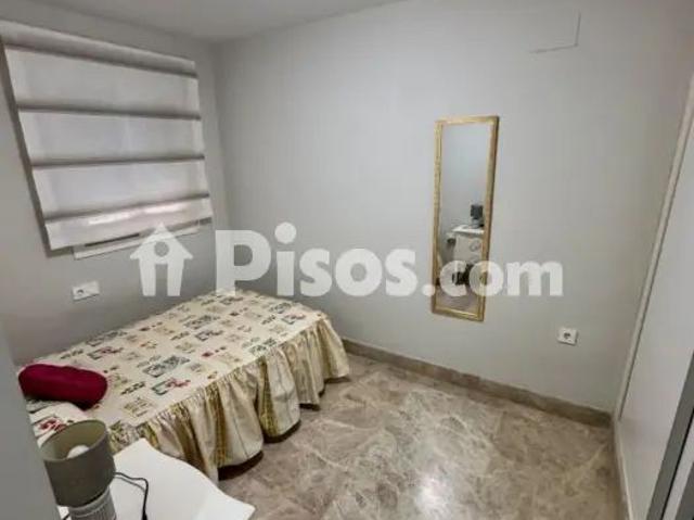 Piso en alquiler en Calle Calle Raquero