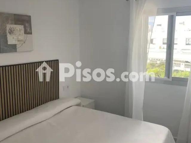 Piso en alquiler en Calle Camaleón, 1