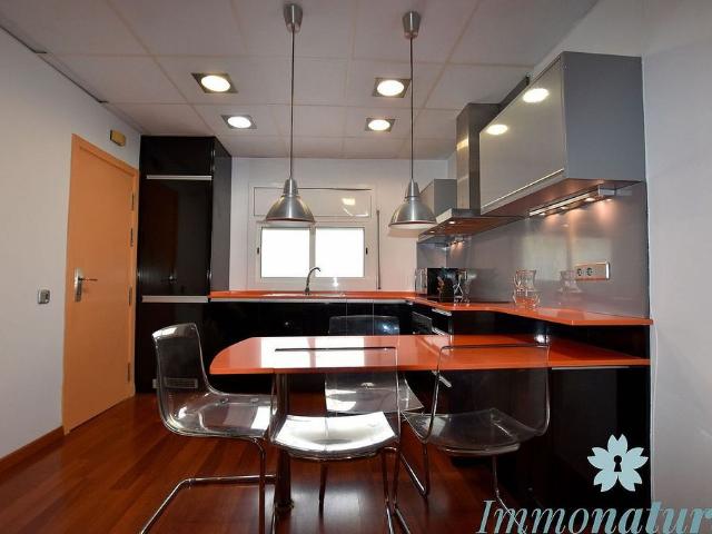 Piso en alquiler en calle Can Roig, Torrelles de Llobregat, de 50 m² 2 habitaciones por 900